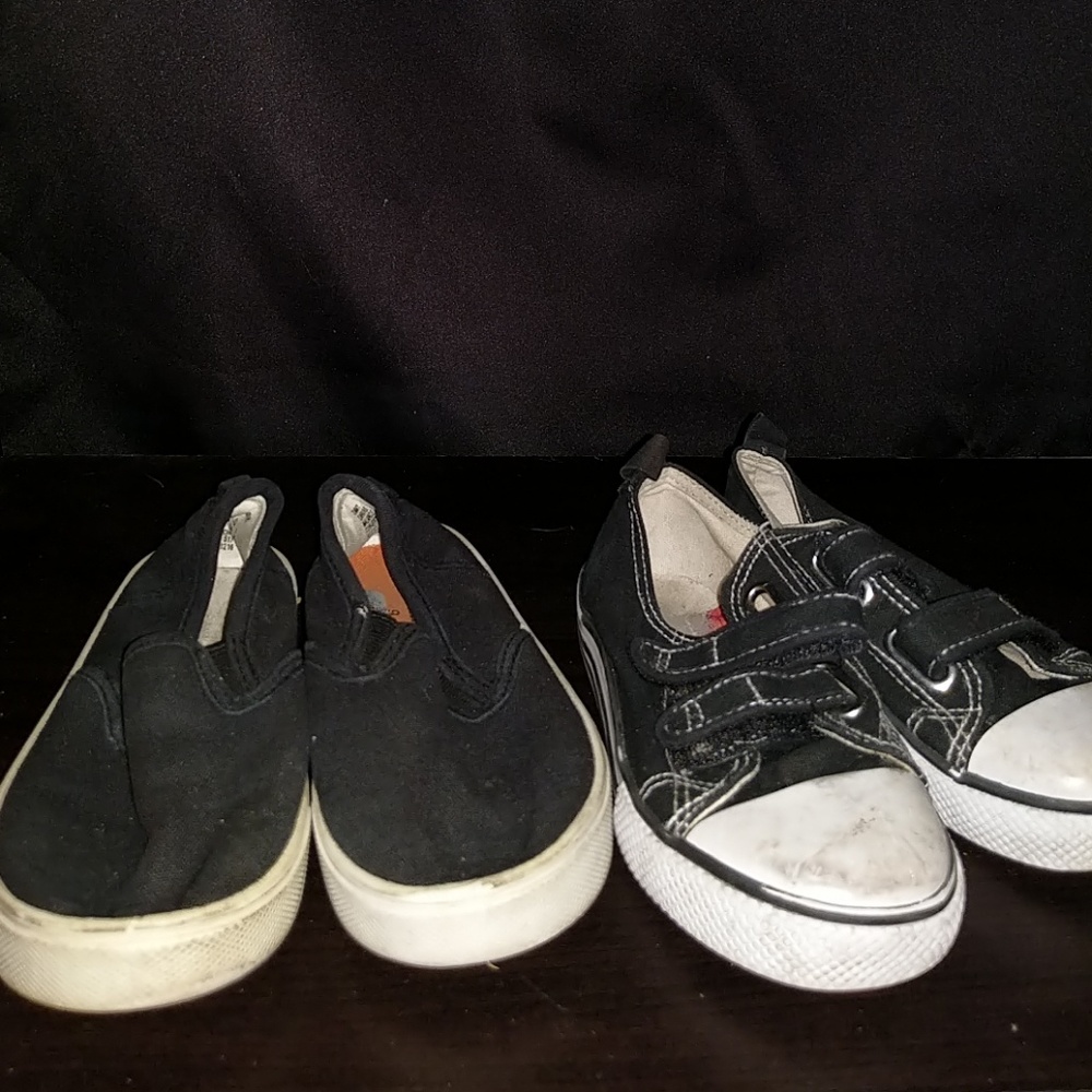 Boys sneakers